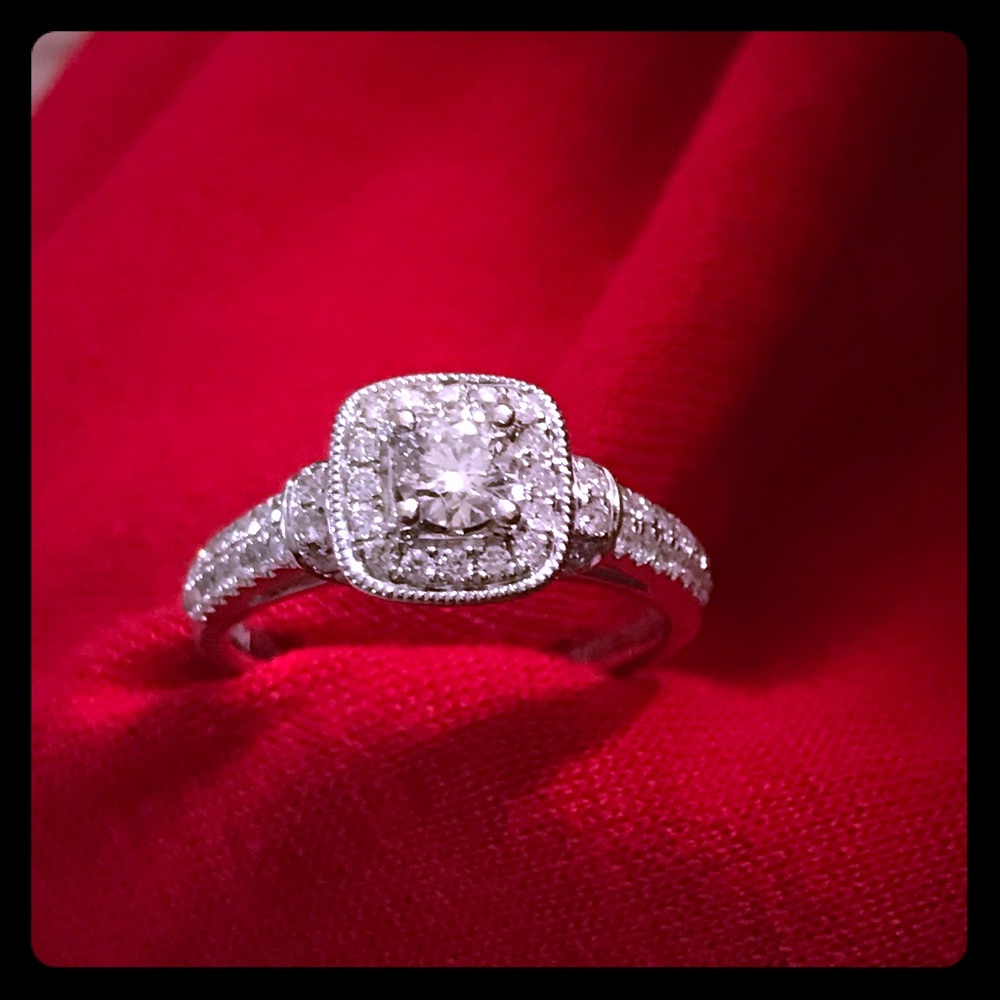 Vera Wang Love Collection Ring